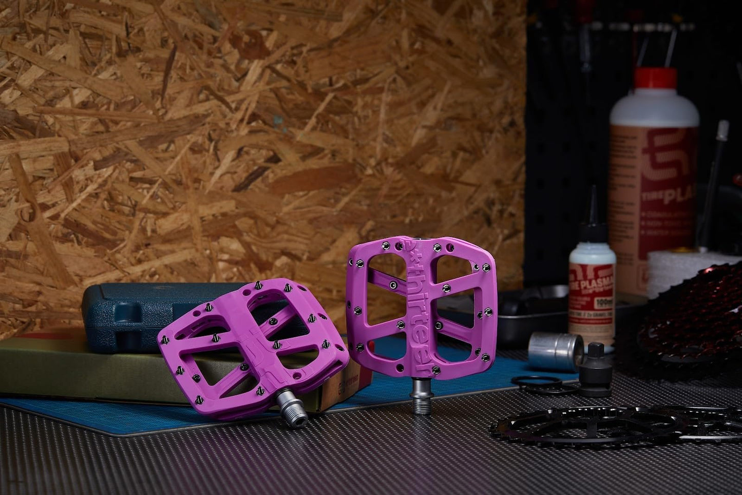 e*thirteen Composite Flat Pedals for MTB, Mountain Bike, BMX, eBike (Eggplant)