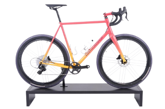 Bicycle display cabinet