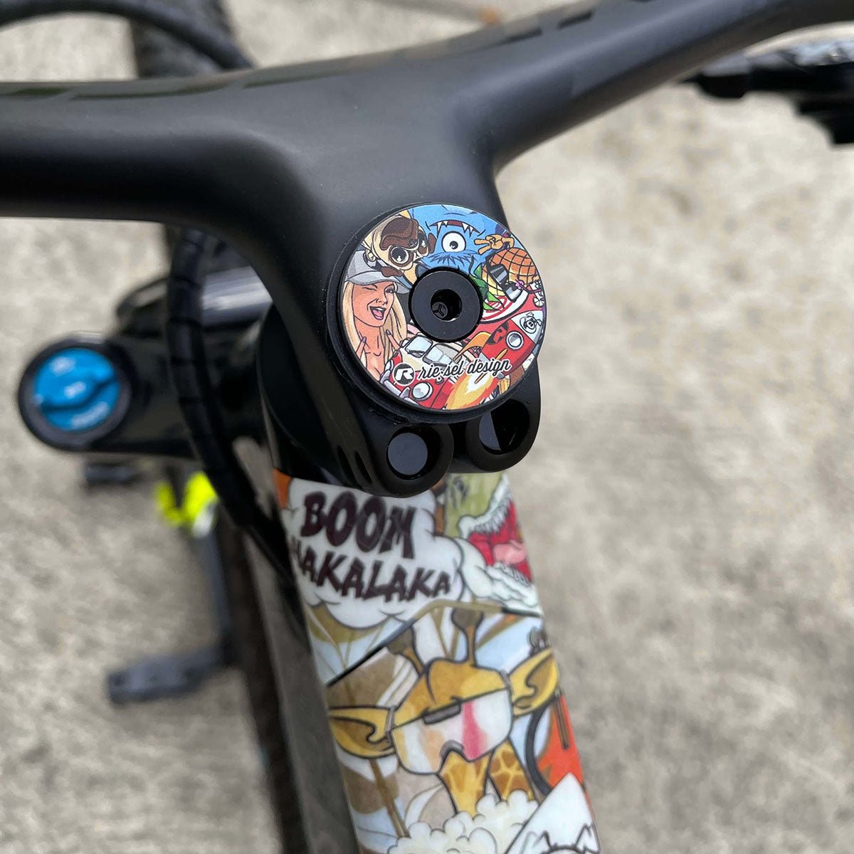 Riesel Design Illuminati STEM CAP - Bicycle Stem Cap, 1 1/8" Steerer Tube