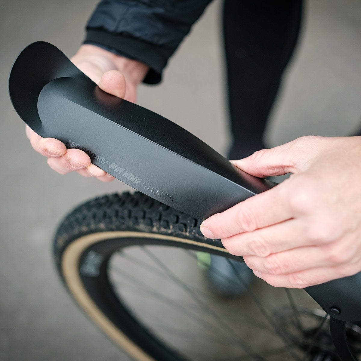 Ass Savers Win Wing 2 Road Rear Mudguard w/ Black Wishbone-Blue Dots