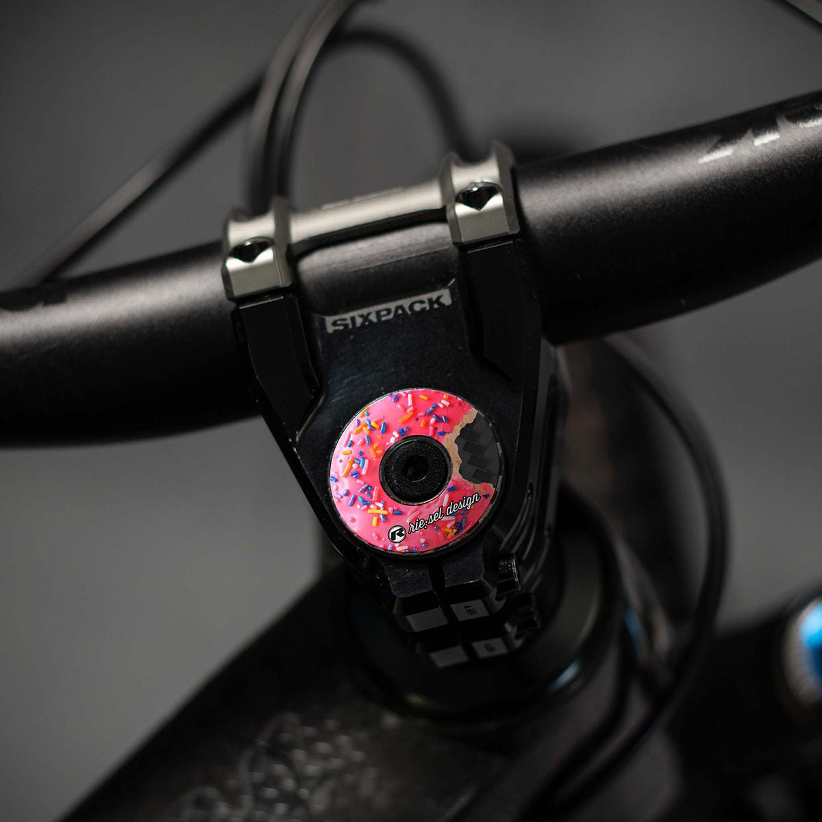 Riesel Design STEM CAP - Bicycle Stem Cap, 1 1/8" Steerer Tube Donut ii