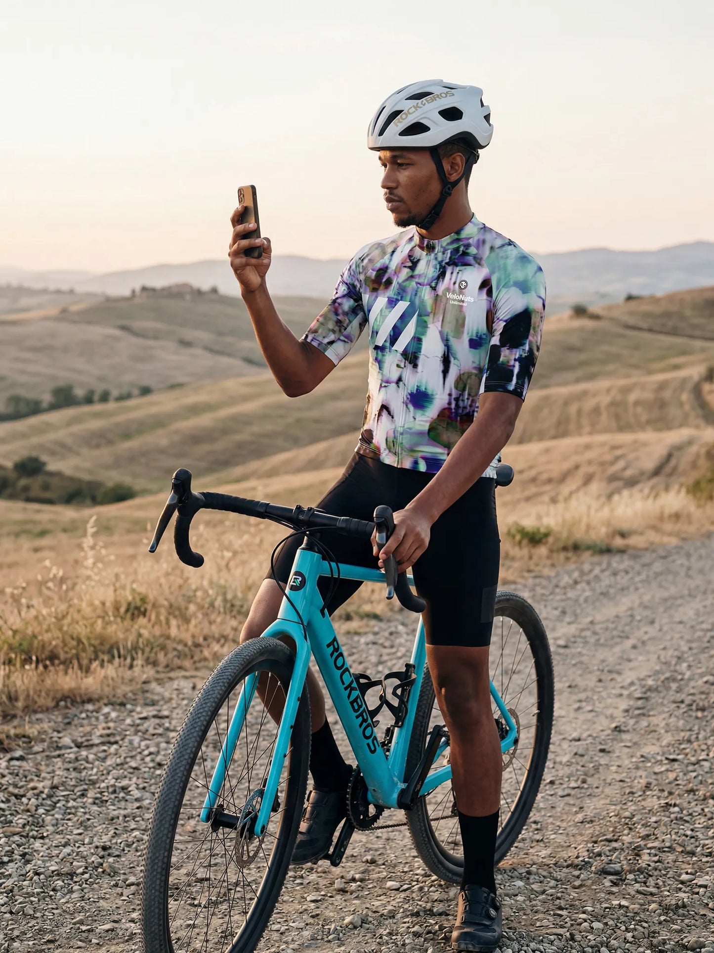 Men's Cycling Jersey-Glitch Bloom